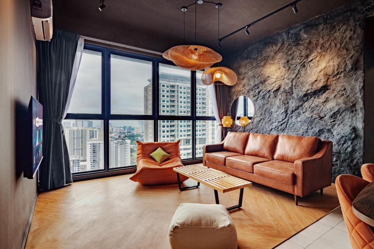 Urban Suites, Spectre Collection By Stellar Alv Jelutong Kültér fotó