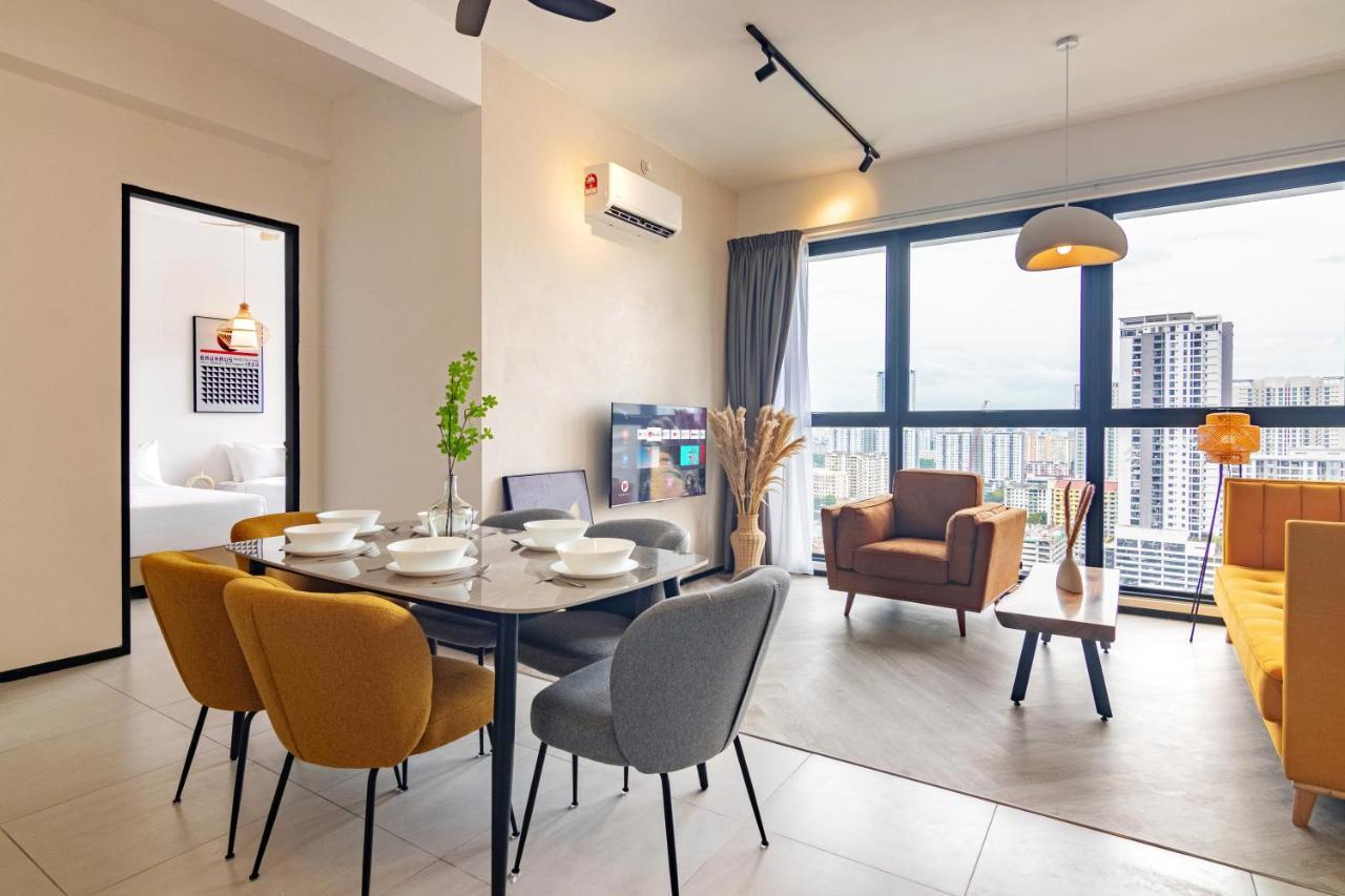 Urban Suites, Spectre Collection By Stellar Alv Jelutong Kültér fotó